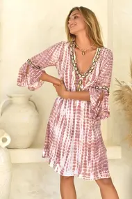 HOT LAVA EBONY MOONSTONE TUNIC